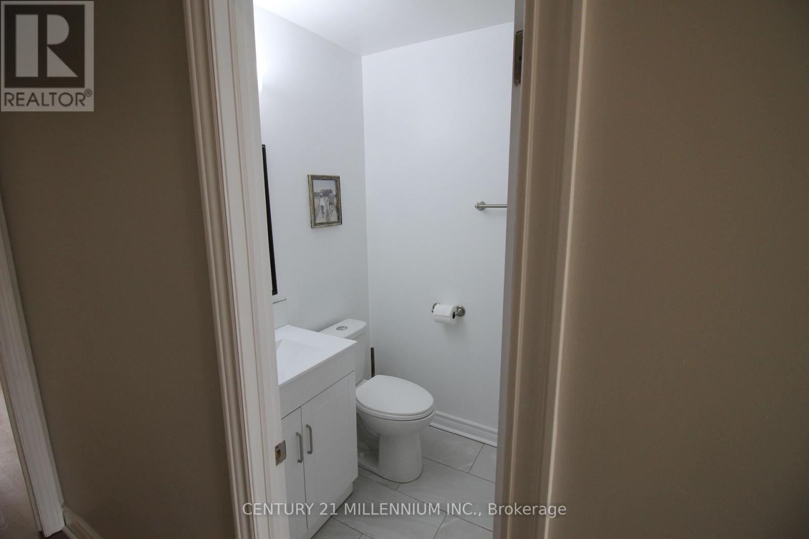 Upper - 2991 Islington Avenue, Toronto, Ontario  M9L 2K9 - Photo 25 - W13040852