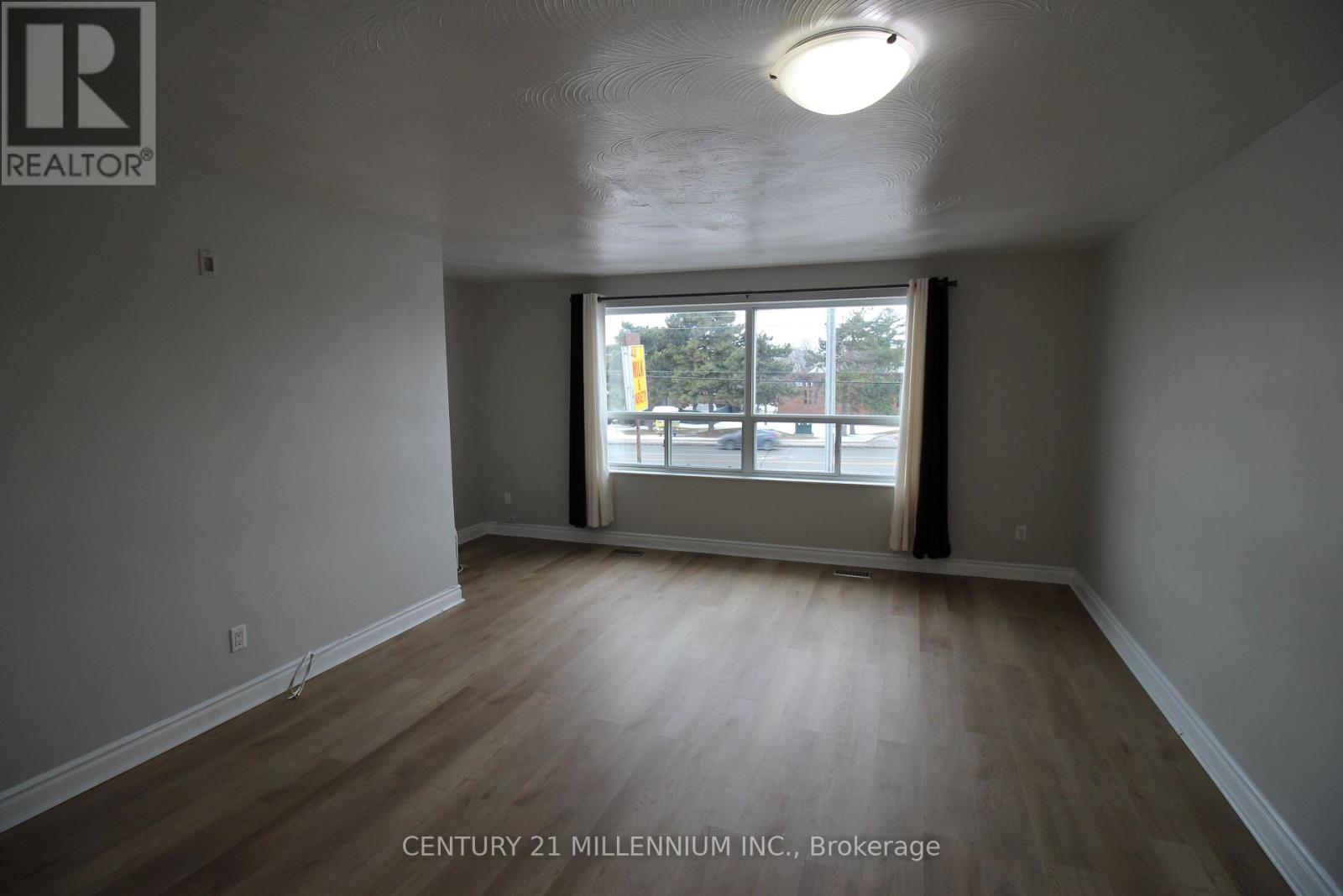 Upper - 2991 Islington Avenue, Toronto, Ontario  M9L 2K9 - Photo 6 - W13040852