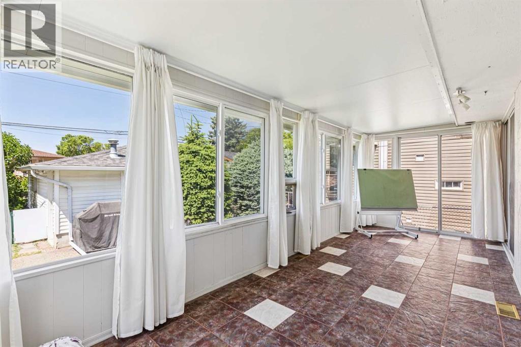 1219 Renfrew Drive Ne, Calgary, Alberta  T2E 5J3 - Photo 18 - A2329197