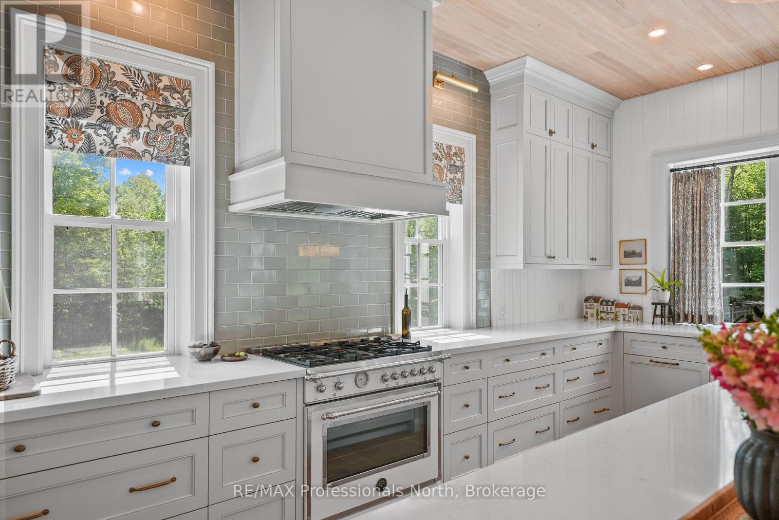 1018 Flagstone Lane, Minden Hills, Ontario  K0M 2K0 - Photo 9 - X13613054