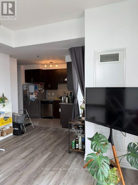 1116 - 2756 Old Leslie Street, Toronto, Ontario  M2K 0E2 - Photo 3 - C13612892