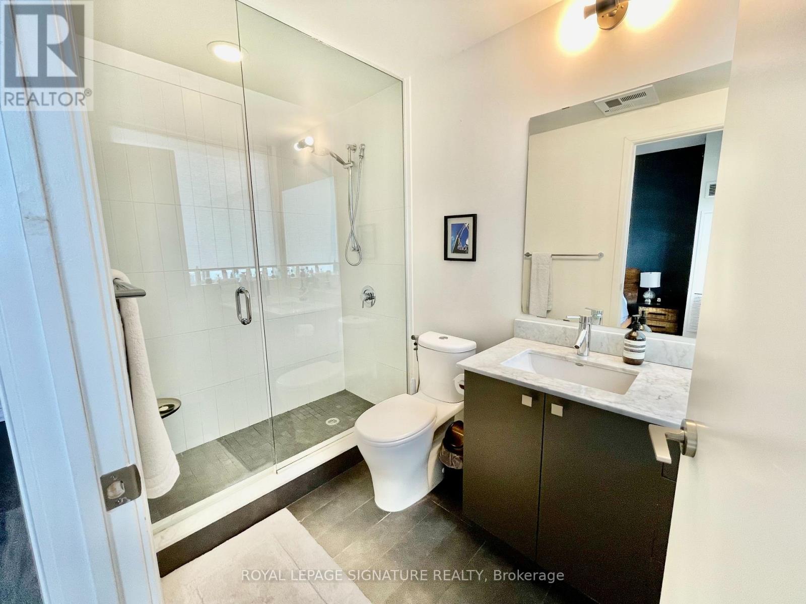 713 - 775 King Street W, Toronto, Ontario  M5V 2K3 - Photo 7 - C13613020