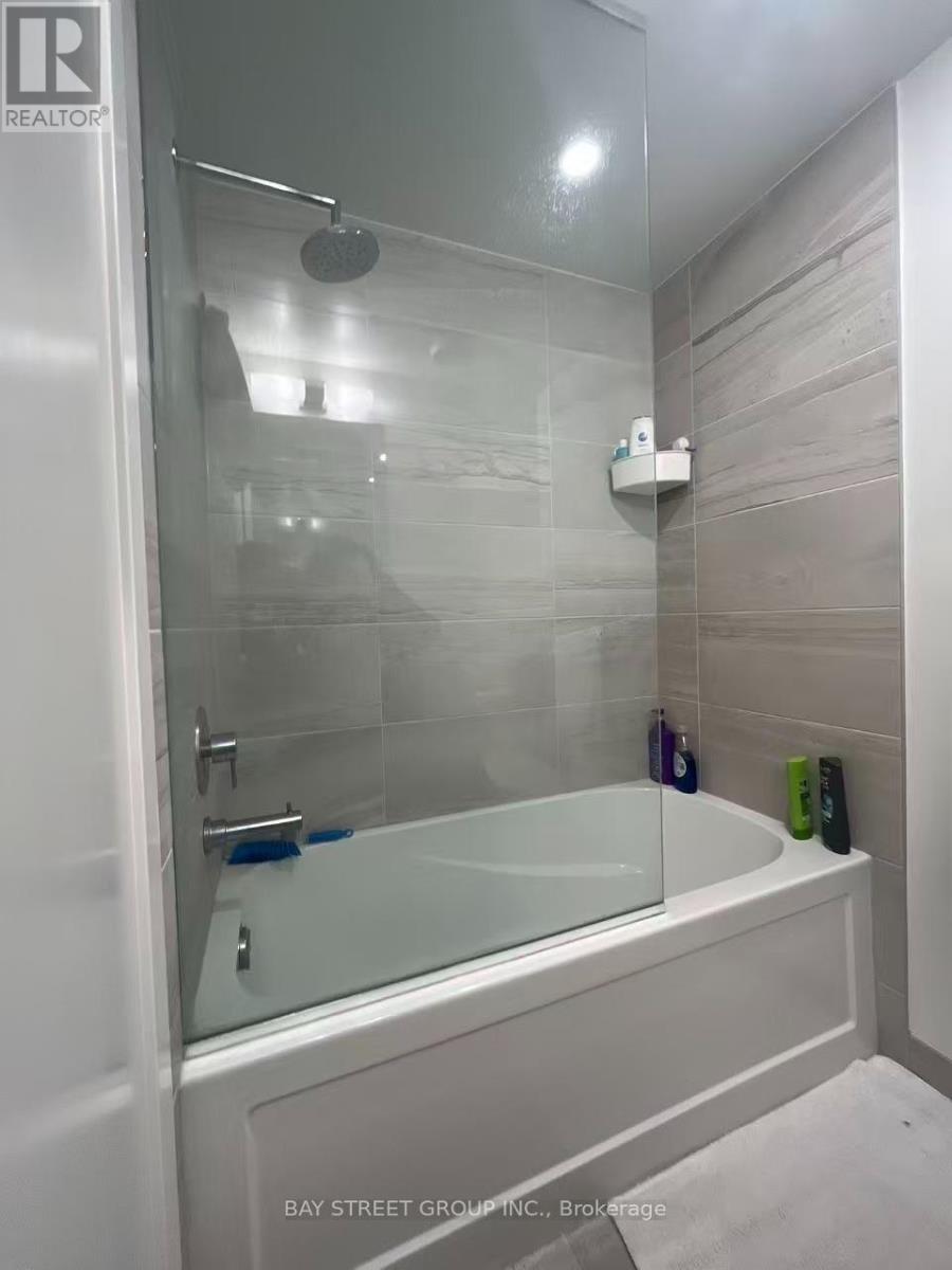 1816 - 55 Cooper Street W, Toronto, Ontario  M5E 0G1 - Photo 5 - C13613026