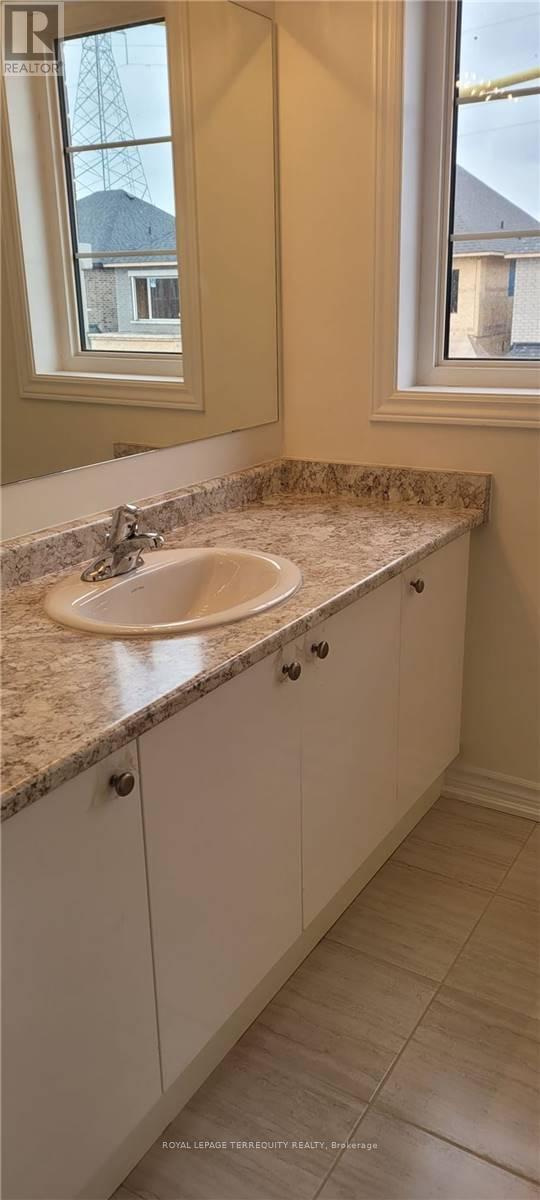 1077 Skyridge Boulevard, Pickering, Ontario  L1X 0M8 - Photo 18 - E13612888