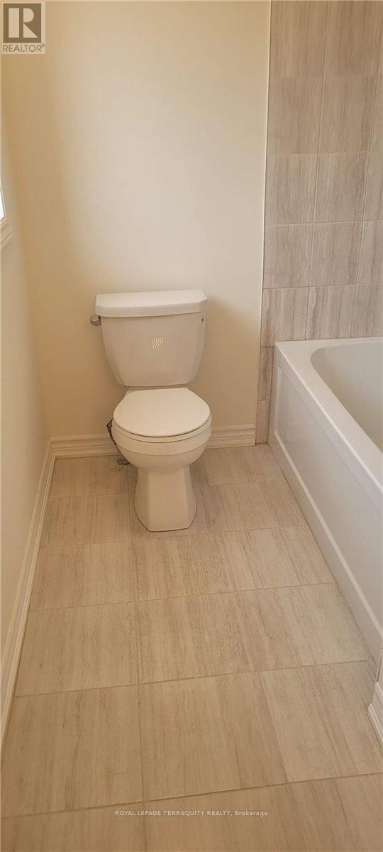 1077 Skyridge Boulevard, Pickering, Ontario  L1X 0M8 - Photo 21 - E13612888
