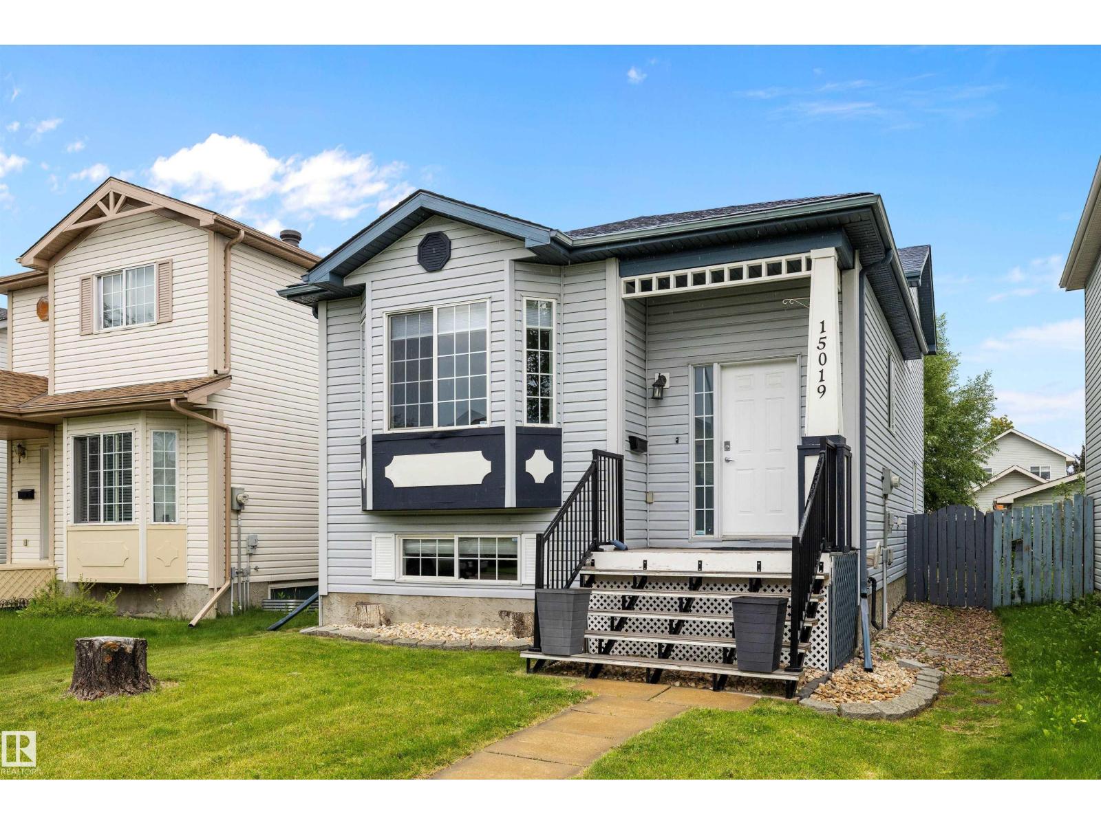 15019 133 St NW, Edmonton, Alberta  T6V 1K9 - Photo 2 - E4501004