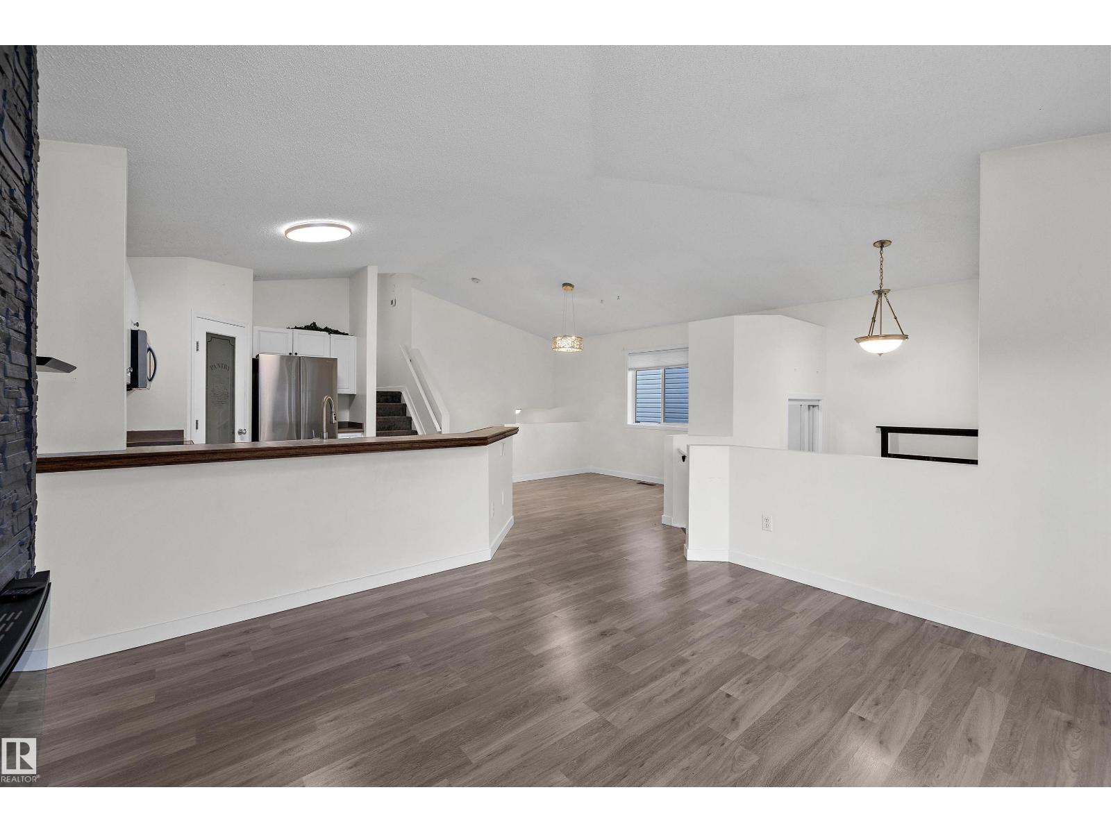 15019 133 St NW, Edmonton, Alberta  T6V 1K9 - Photo 7 - E4501004