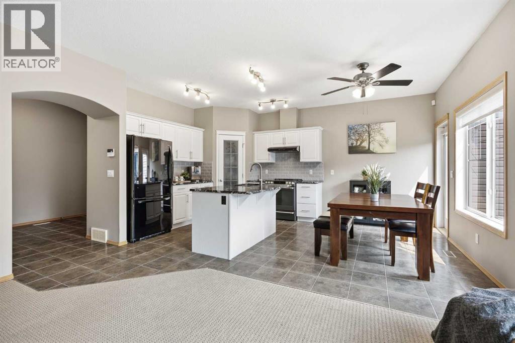 126, 100 Coopers Common SW, Airdrie, Alberta  T4B 3C7 - Photo 8 - A2331147