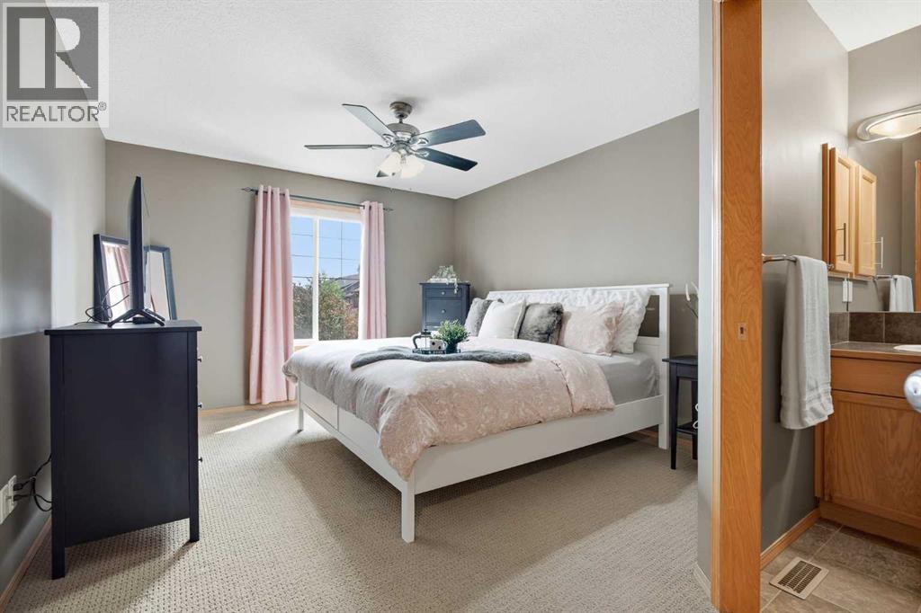 126, 100 Coopers Common SW, Airdrie, Alberta  T4B 3C7 - Photo 18 - A2331147