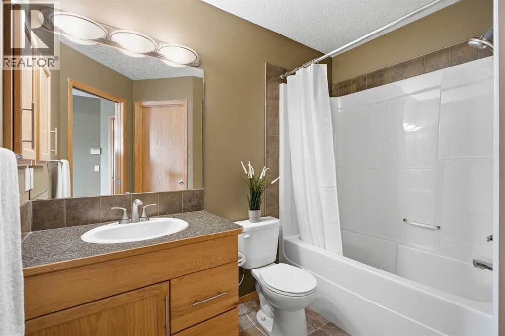 126, 100 Coopers Common SW, Airdrie, Alberta  T4B 3C7 - Photo 20 - A2331147