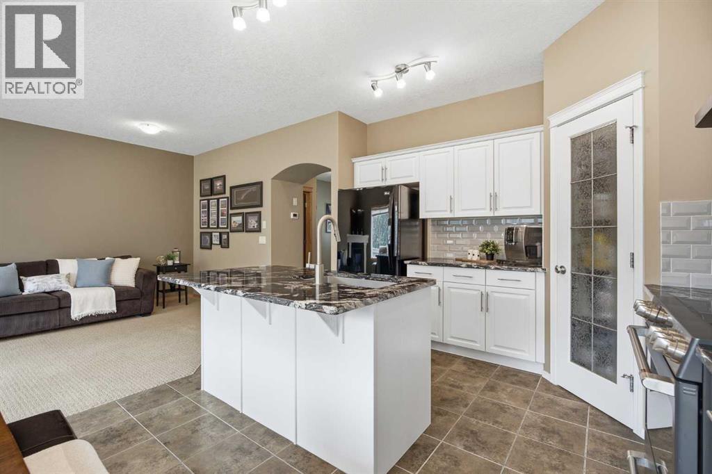 126, 100 Coopers Common SW, Airdrie, Alberta  T4B 3C7 - Photo 11 - A2331147