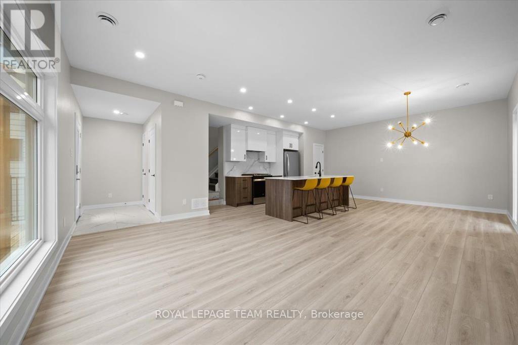D - 304 Lanark Avenue, Ottawa, Ontario  K1Z 6R5 - Photo 4 - X13612858