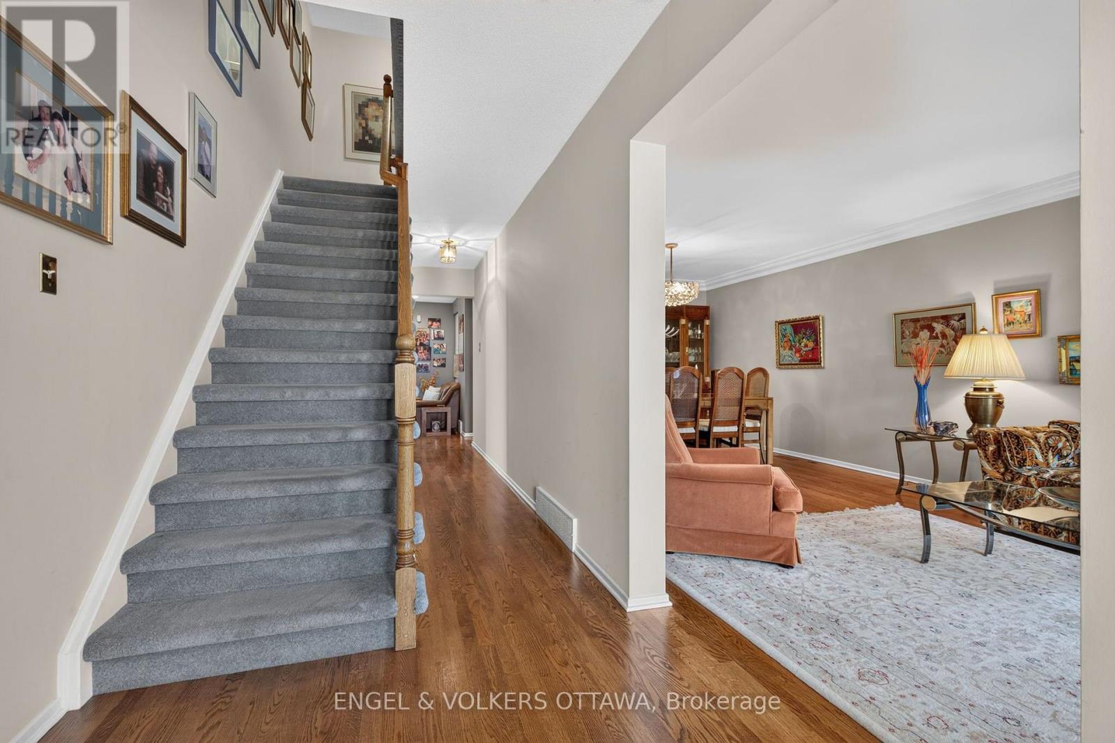 26 Winlock Crescent, Ottawa, Ontario  K2G 3X4 - Photo 5 - X13612864
