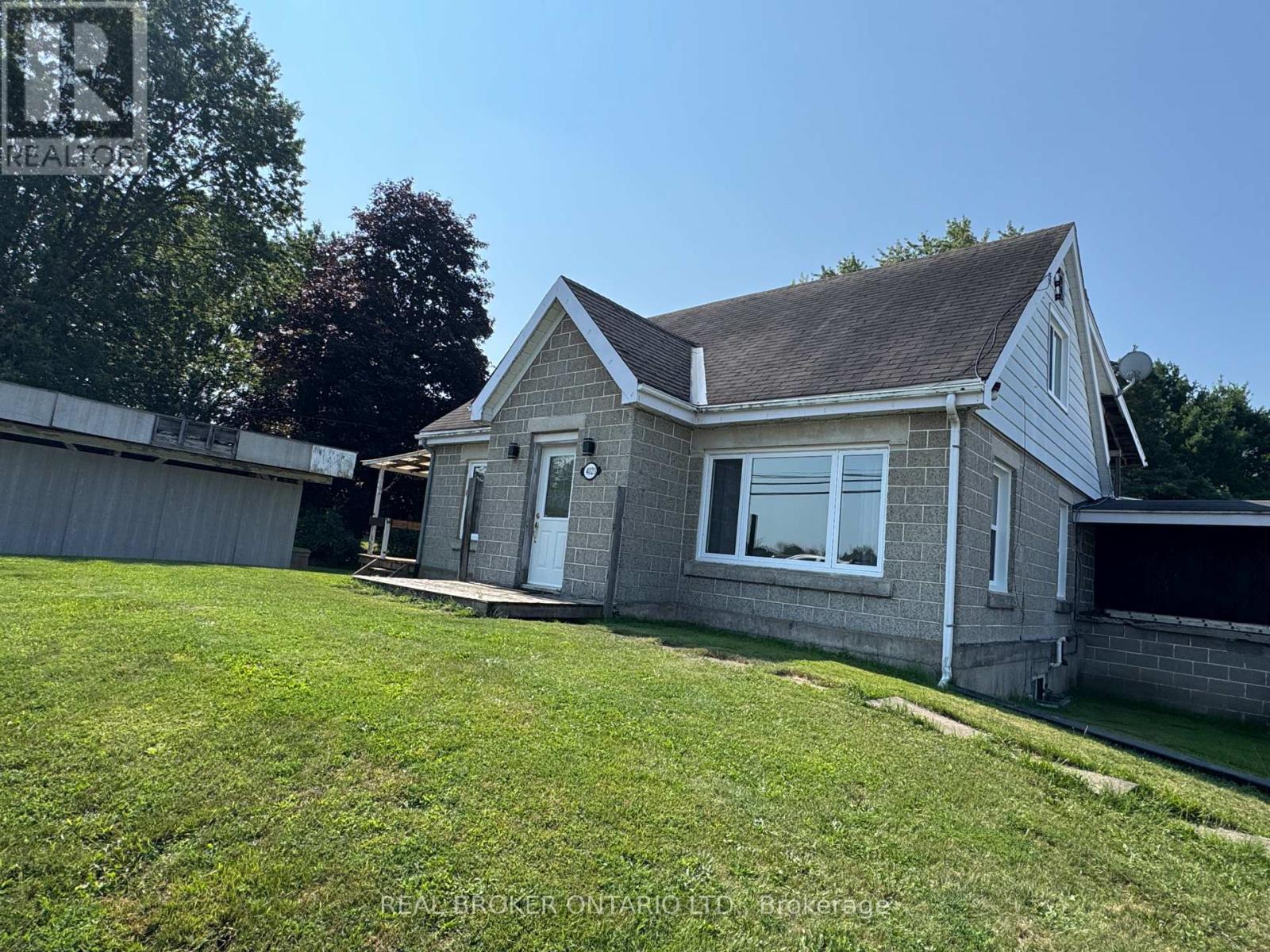 4020 County 29 Road, Elizabethtown-Kitley, Ontario  K6V 5T4 - Photo 2 - X13613006