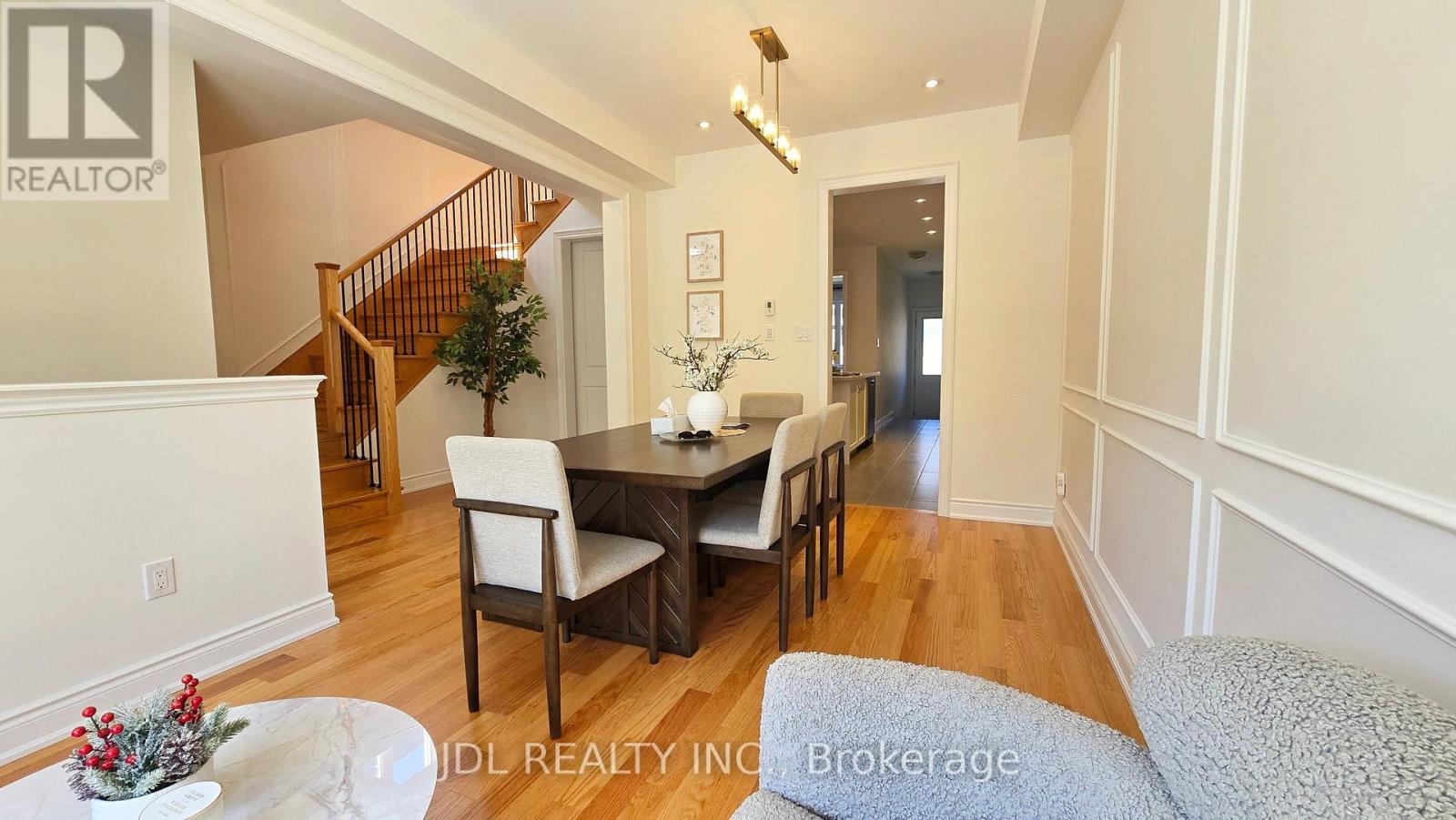 87 Albert Newell Drive, Markham, Ontario  L6B 1R8 - Photo 5 - N13612988
