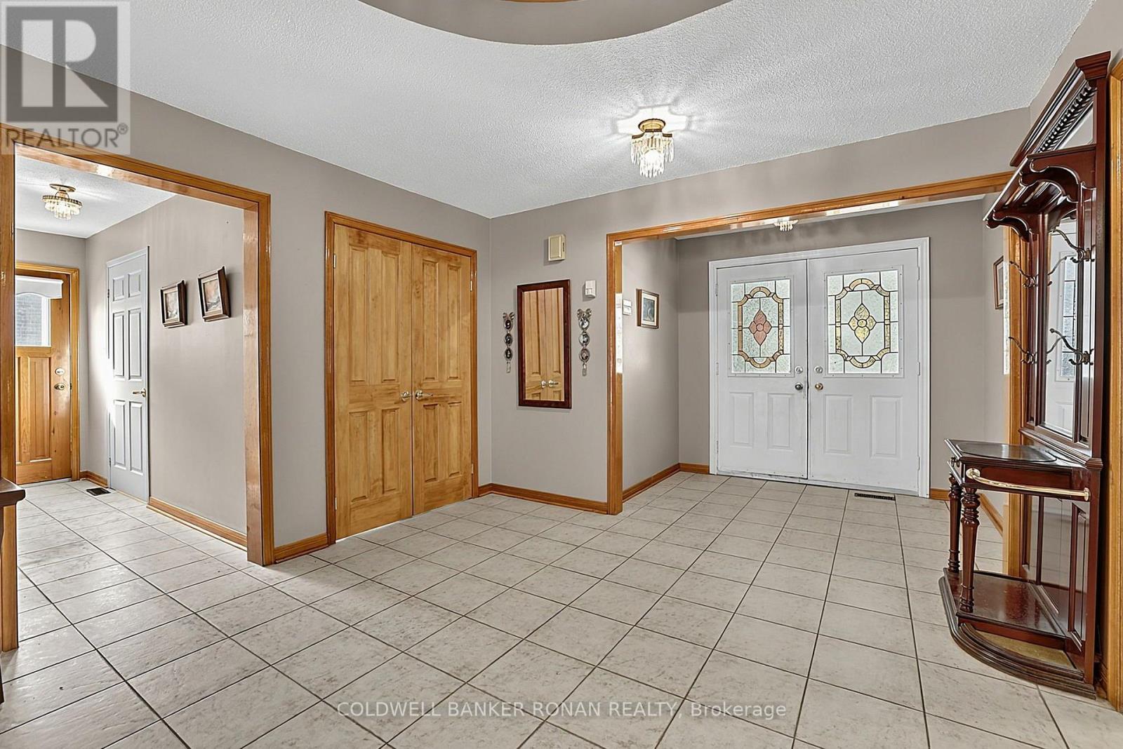 33 Marevan Place, Vaughan, Ontario  L4L 3H7 - Photo 7 - N13613002