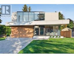 11 KNOWLES CRESCENT, Aurora, Ontario