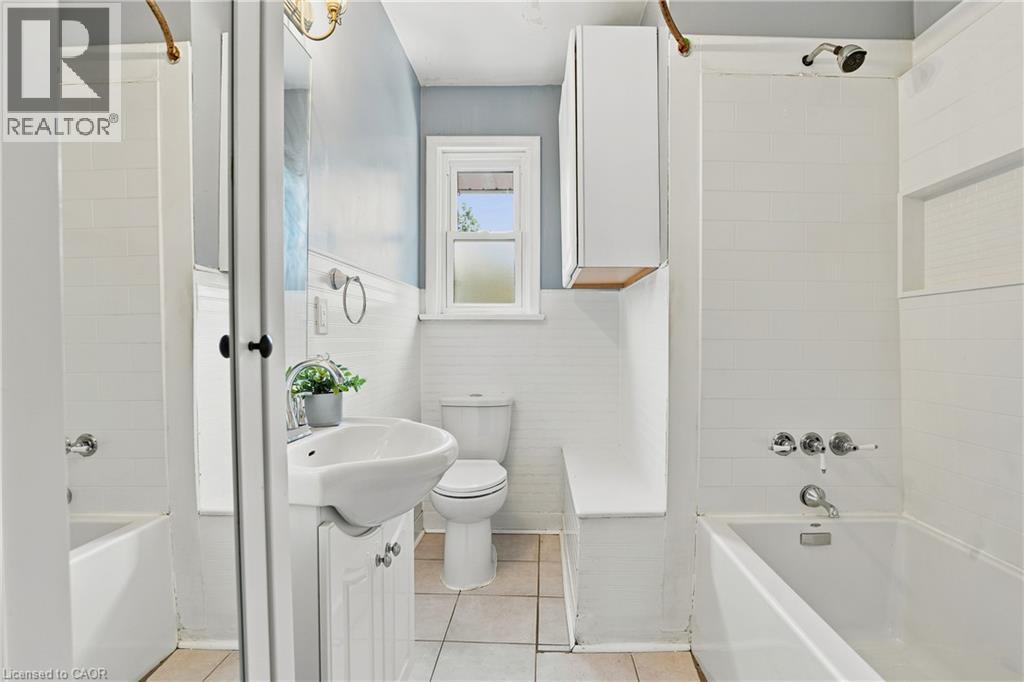 31 Franklin Boulevard, St. Catharines, Ontario  L2P 3E5 - Photo 14 - 40851430