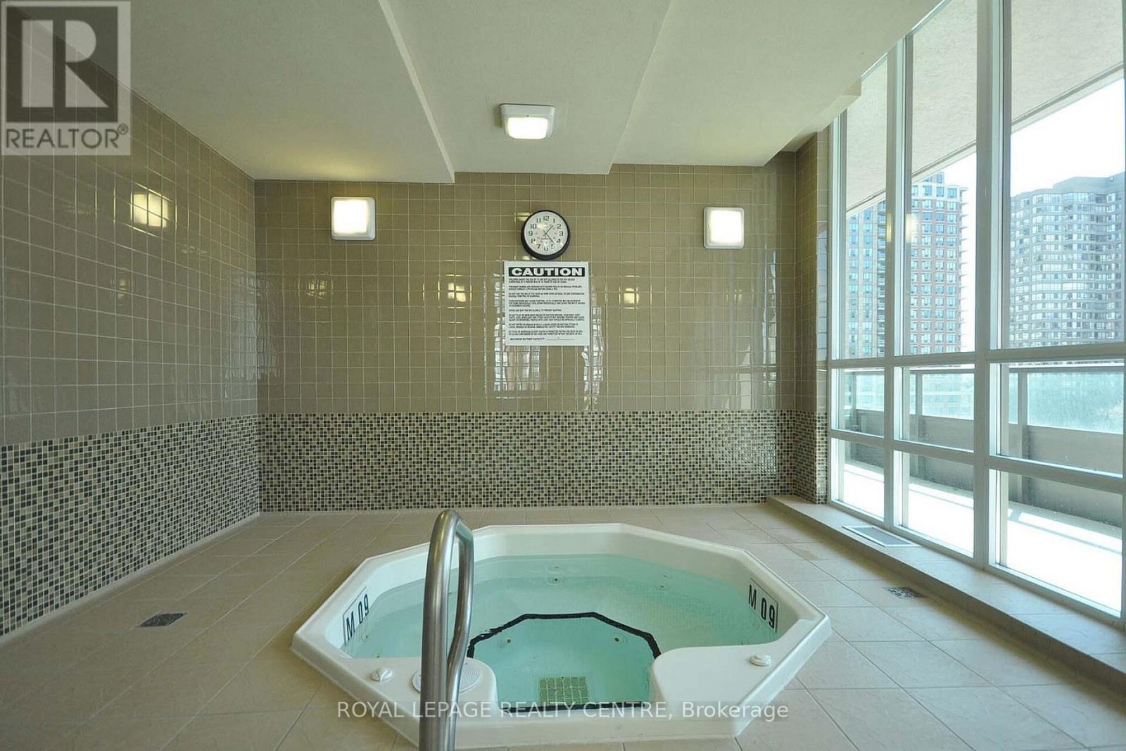 1206 - 208 Enfield Place, Mississauga, Ontario  L5B 0G8 - Photo 15 - W13612810