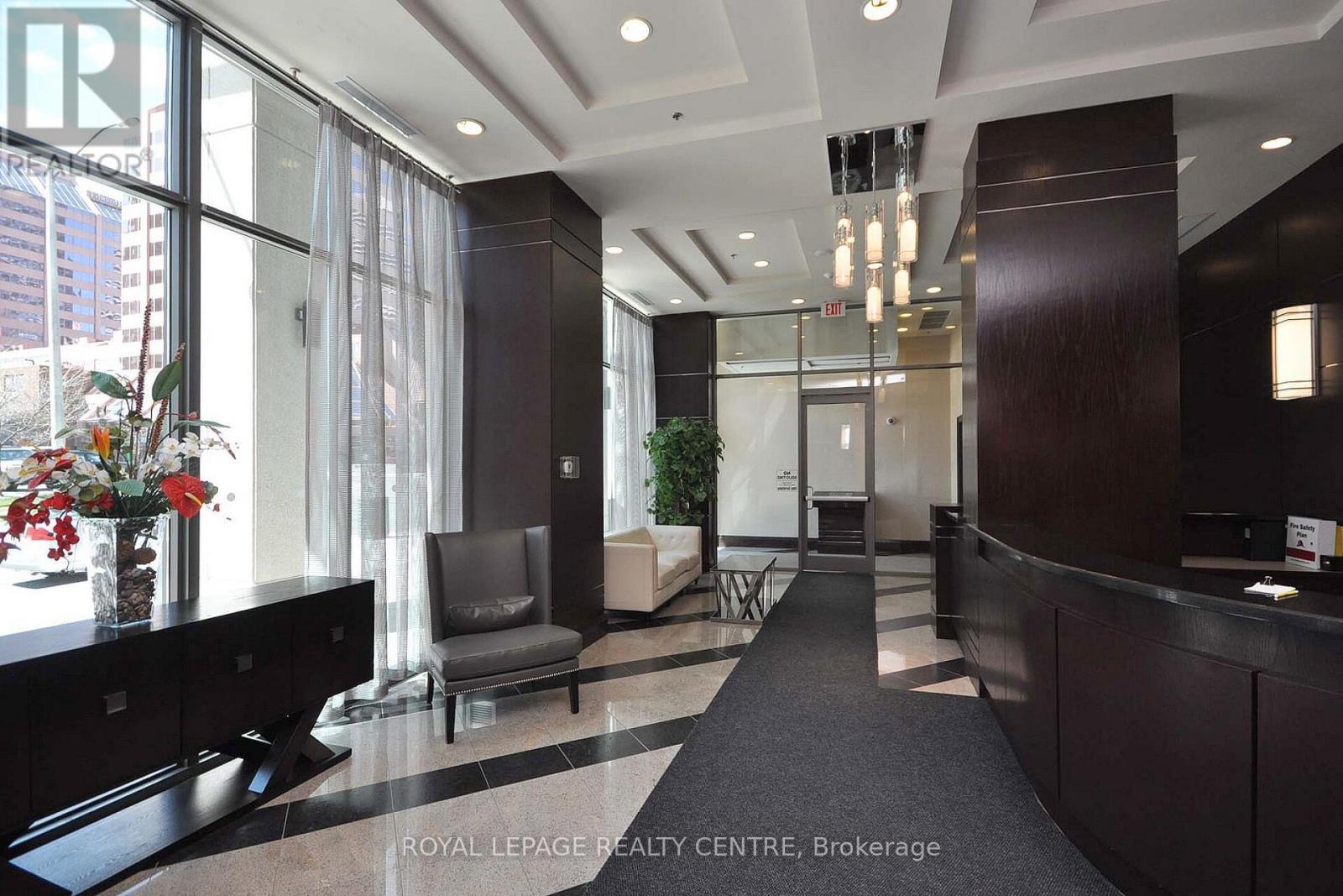 1206 - 208 Enfield Place, Mississauga, Ontario  L5B 0G8 - Photo 2 - W13612810