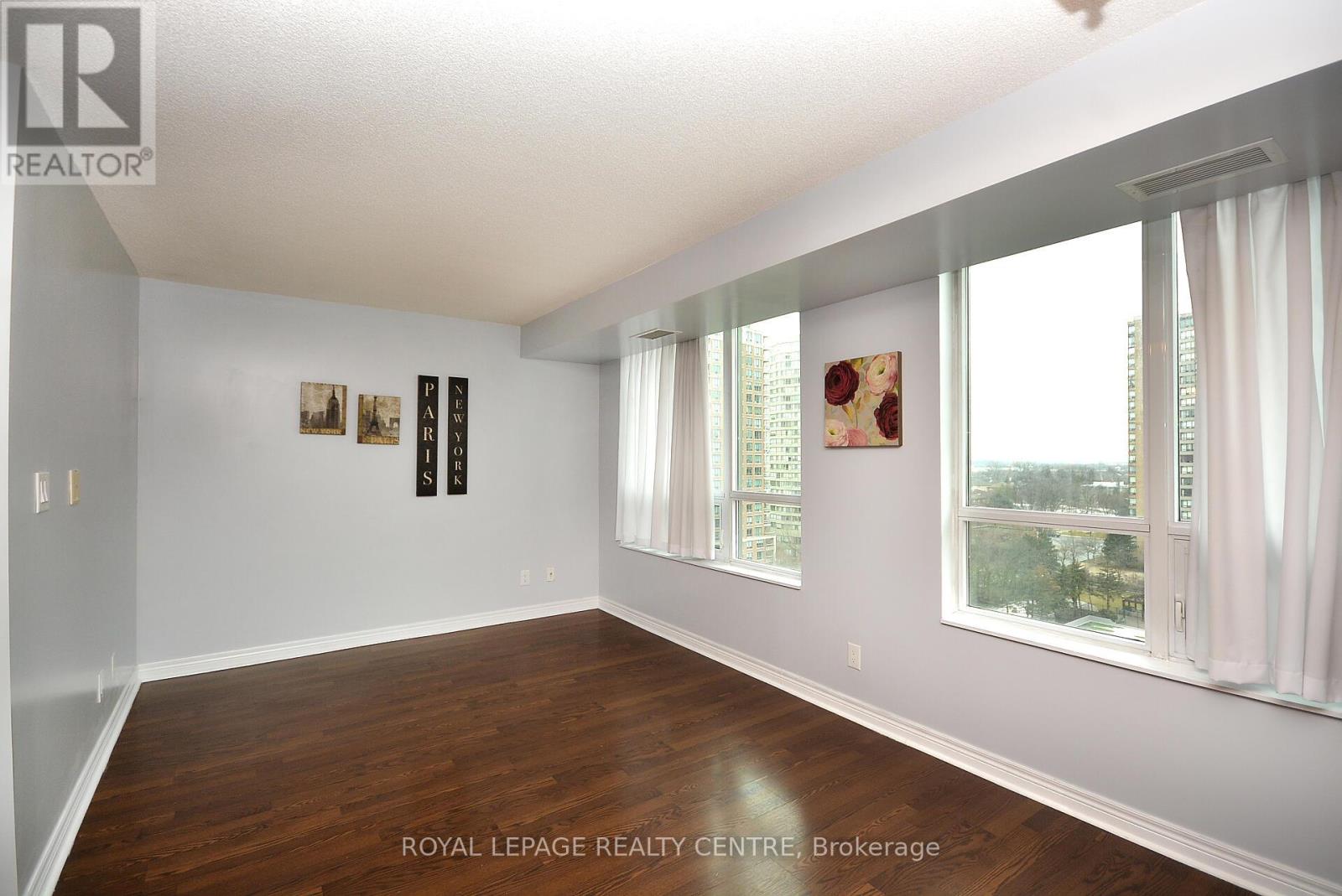 1206 - 208 Enfield Place, Mississauga, Ontario  L5B 0G8 - Photo 4 - W13612810