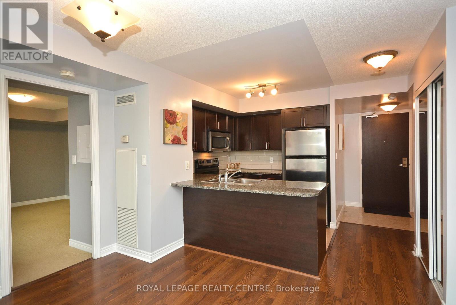 1206 - 208 Enfield Place, Mississauga, Ontario  L5B 0G8 - Photo 5 - W13612810