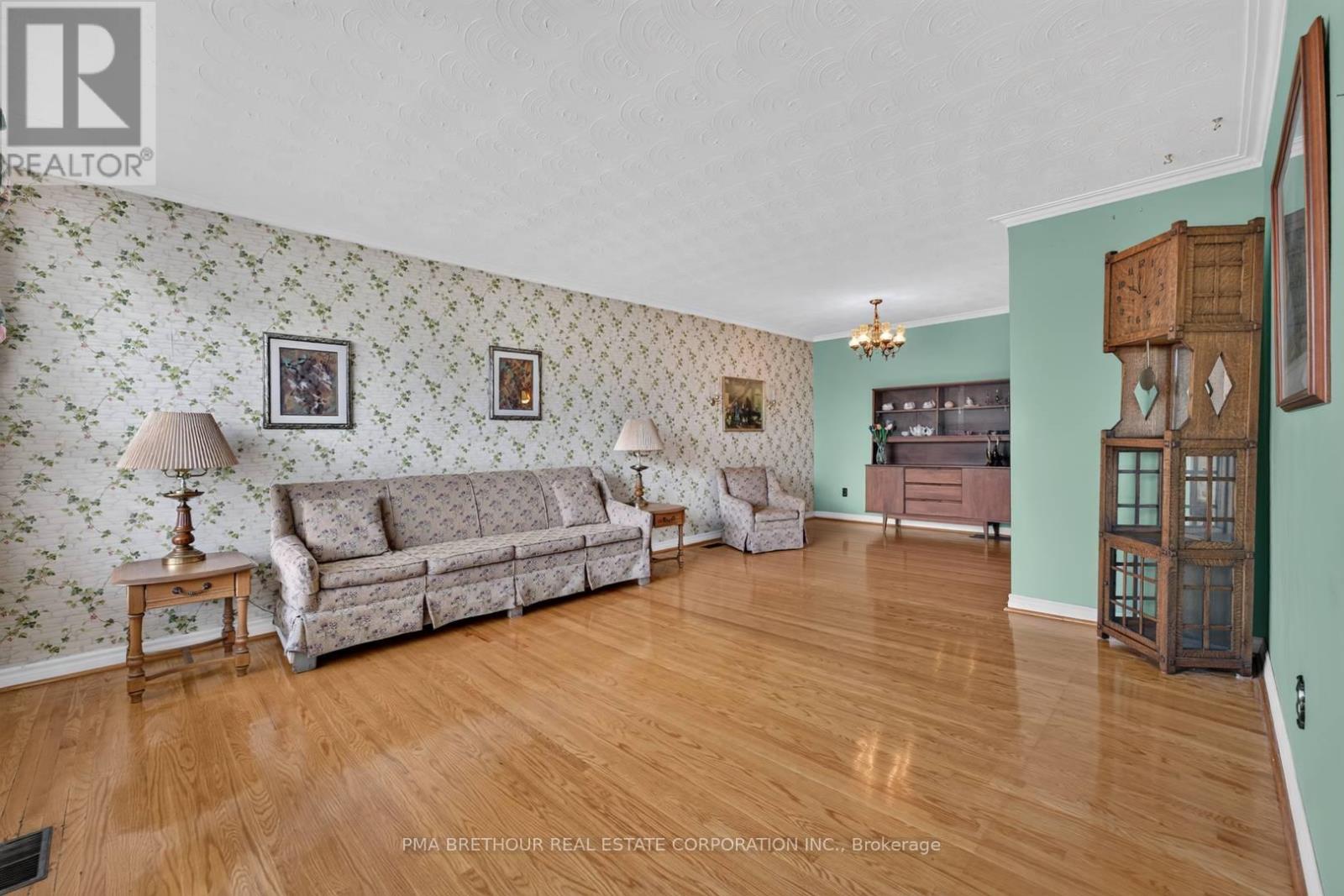 65 Goldsboro Road, Toronto, Ontario  M9L 1A6 - Photo 2 - W13612874
