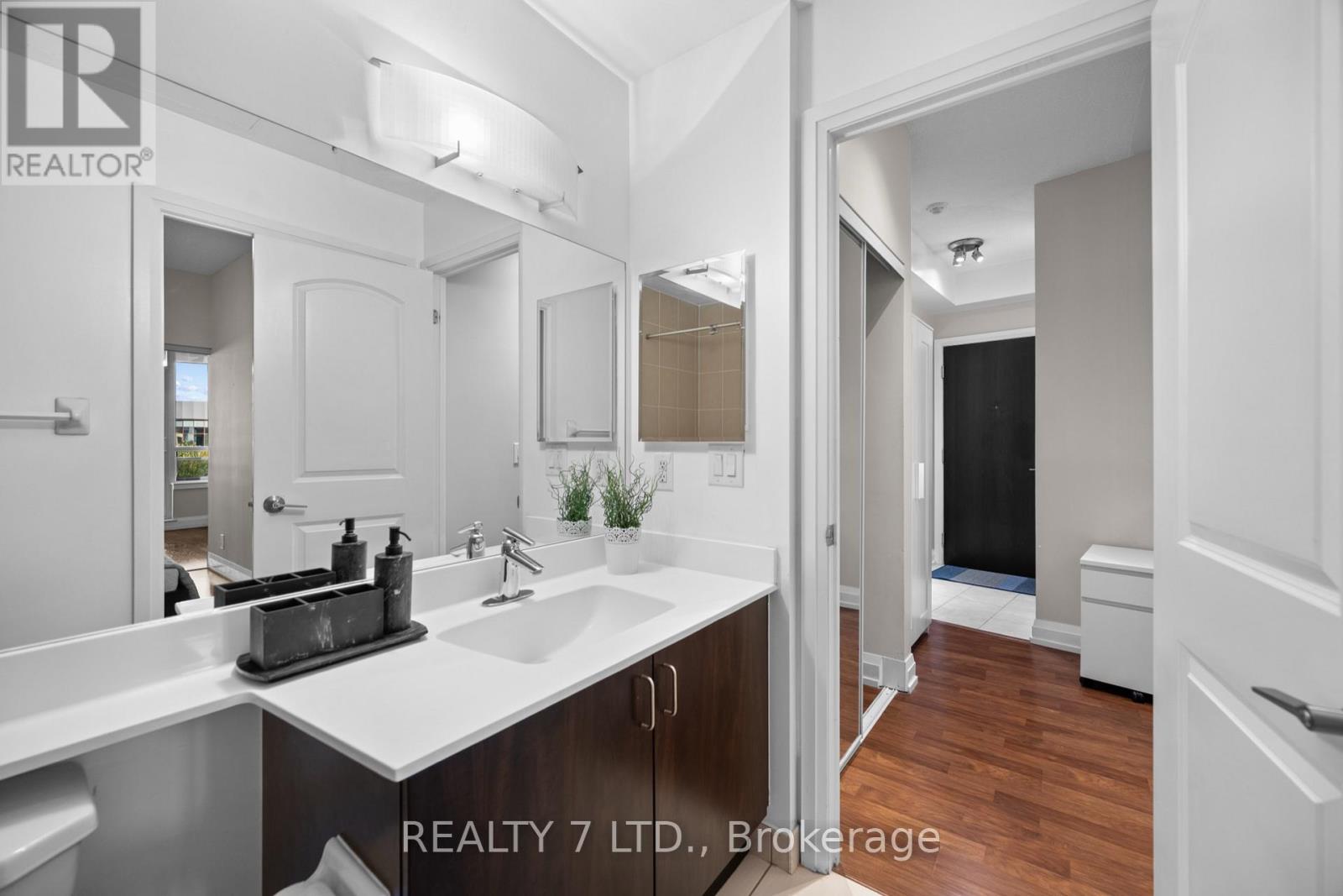 323 - 1070 Sheppard Avenue W, Toronto, Ontario  M3J 0G8 - Photo 17 - W13613066