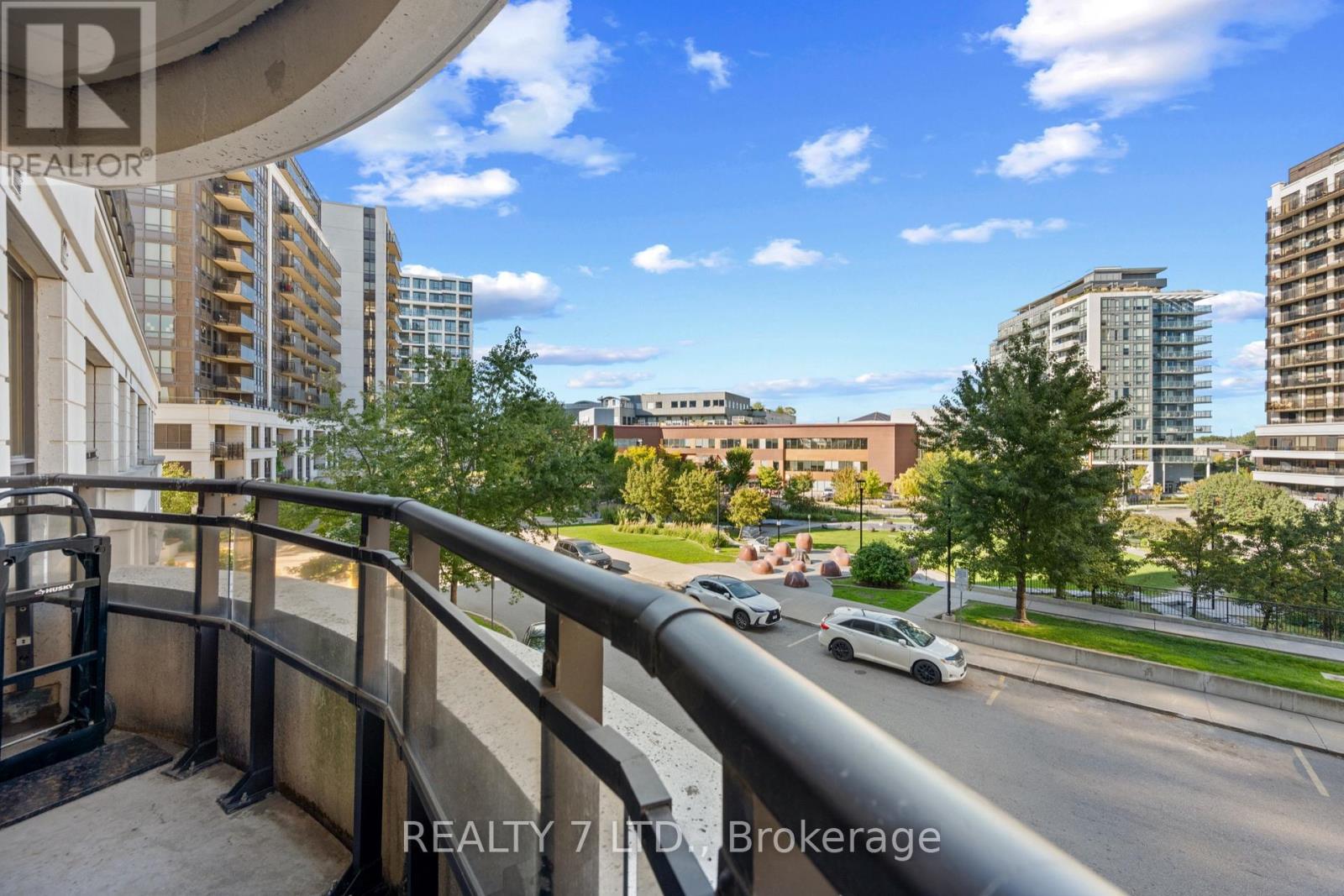 323 - 1070 Sheppard Avenue W, Toronto, Ontario  M3J 0G8 - Photo 23 - W13613066