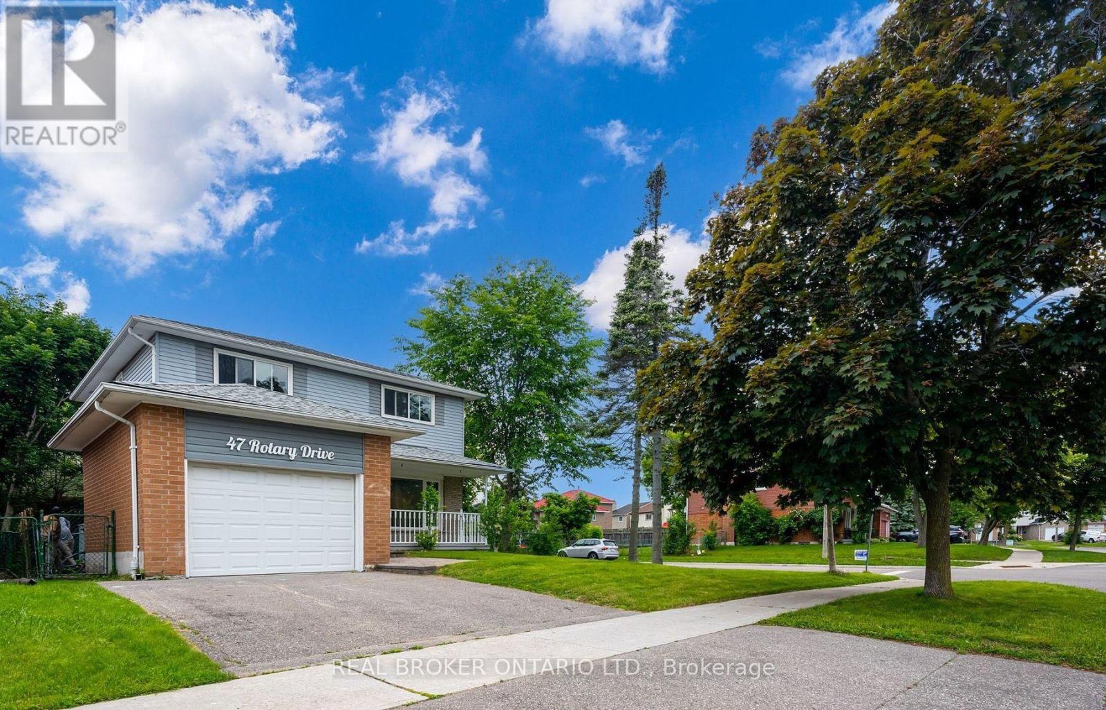 47 Rotary Drive, Toronto, Ontario  M1B 2J2 - Photo 2 - E13611404