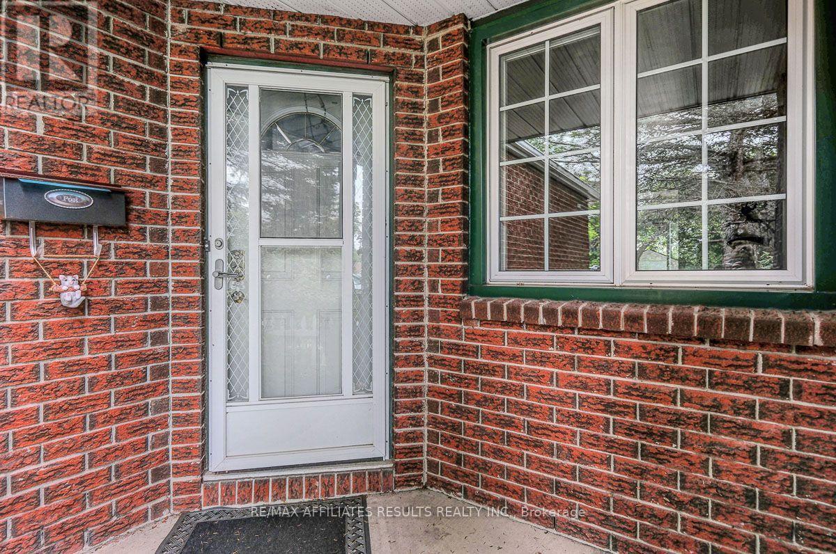 93 Mountshannon Drive, Ottawa, Ontario  K2J 4C2 - Photo 3 - X13464226