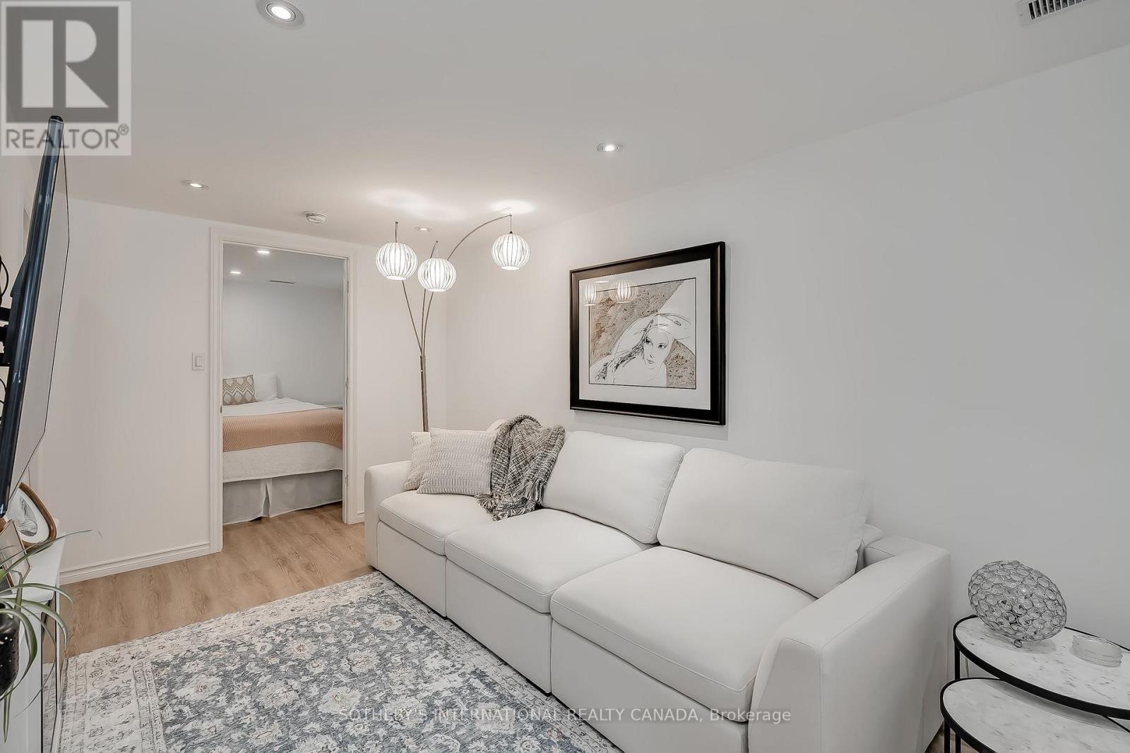 12 Peel Street S, Hamilton, Ontario  L9H 3E2 - Photo 12 - X13612798