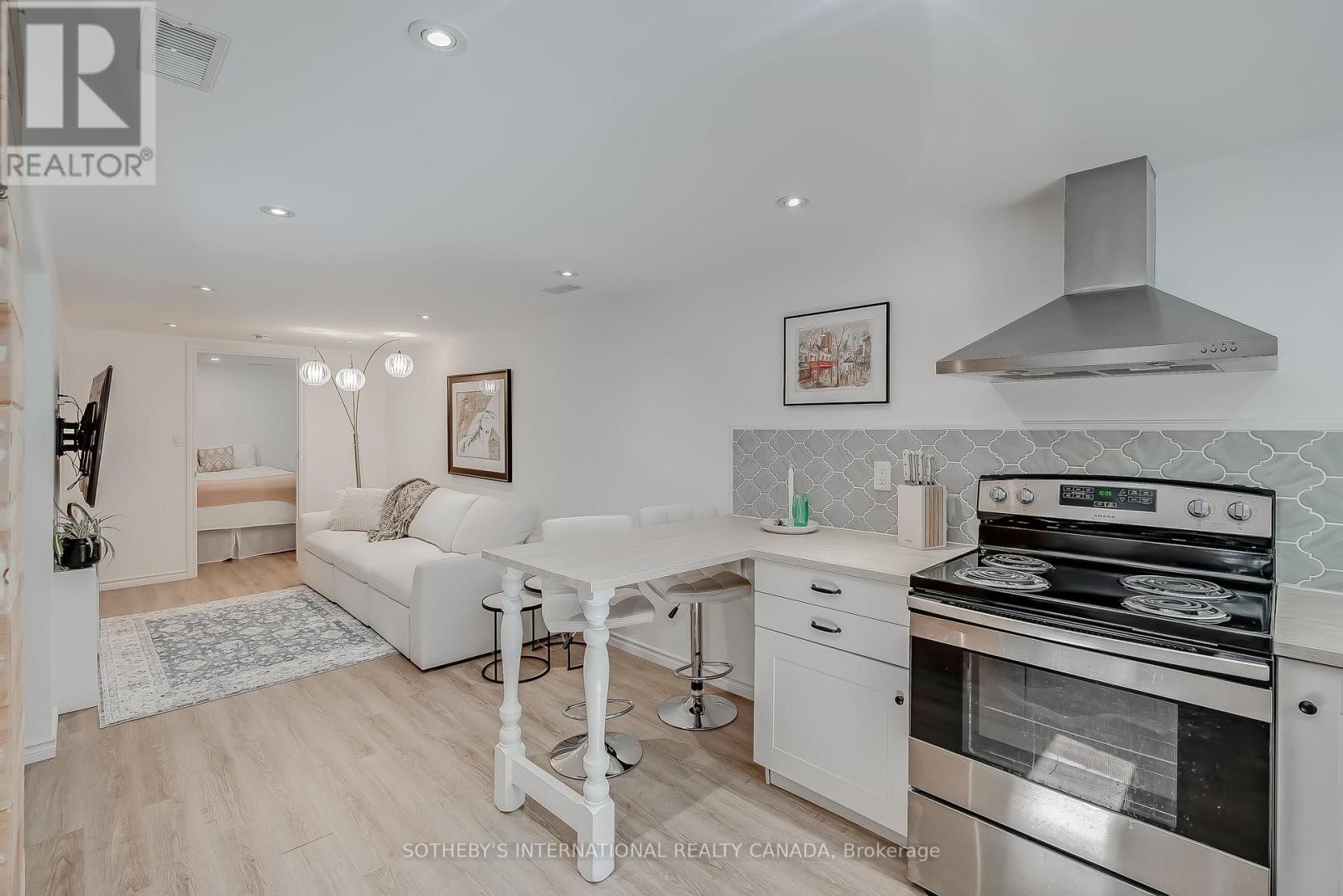 12 Peel Street S, Hamilton, Ontario  L9H 3E2 - Photo 8 - X13612798
