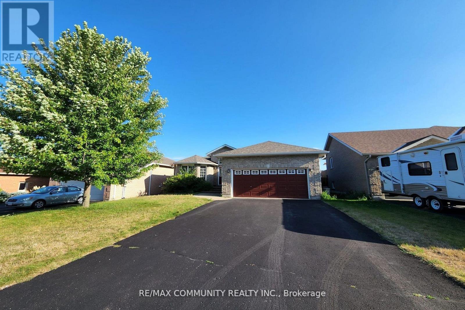 24 SUNSHINE LANE, Quinte West, Ontario