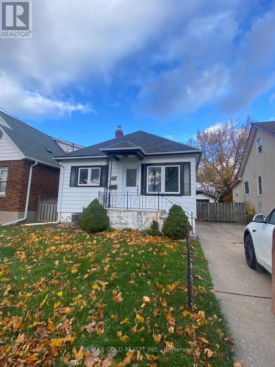 55 HAMILTON STREET, St. Catharines, Ontario