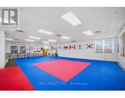166 HIGHWAY 8, Hamilton, Ontario