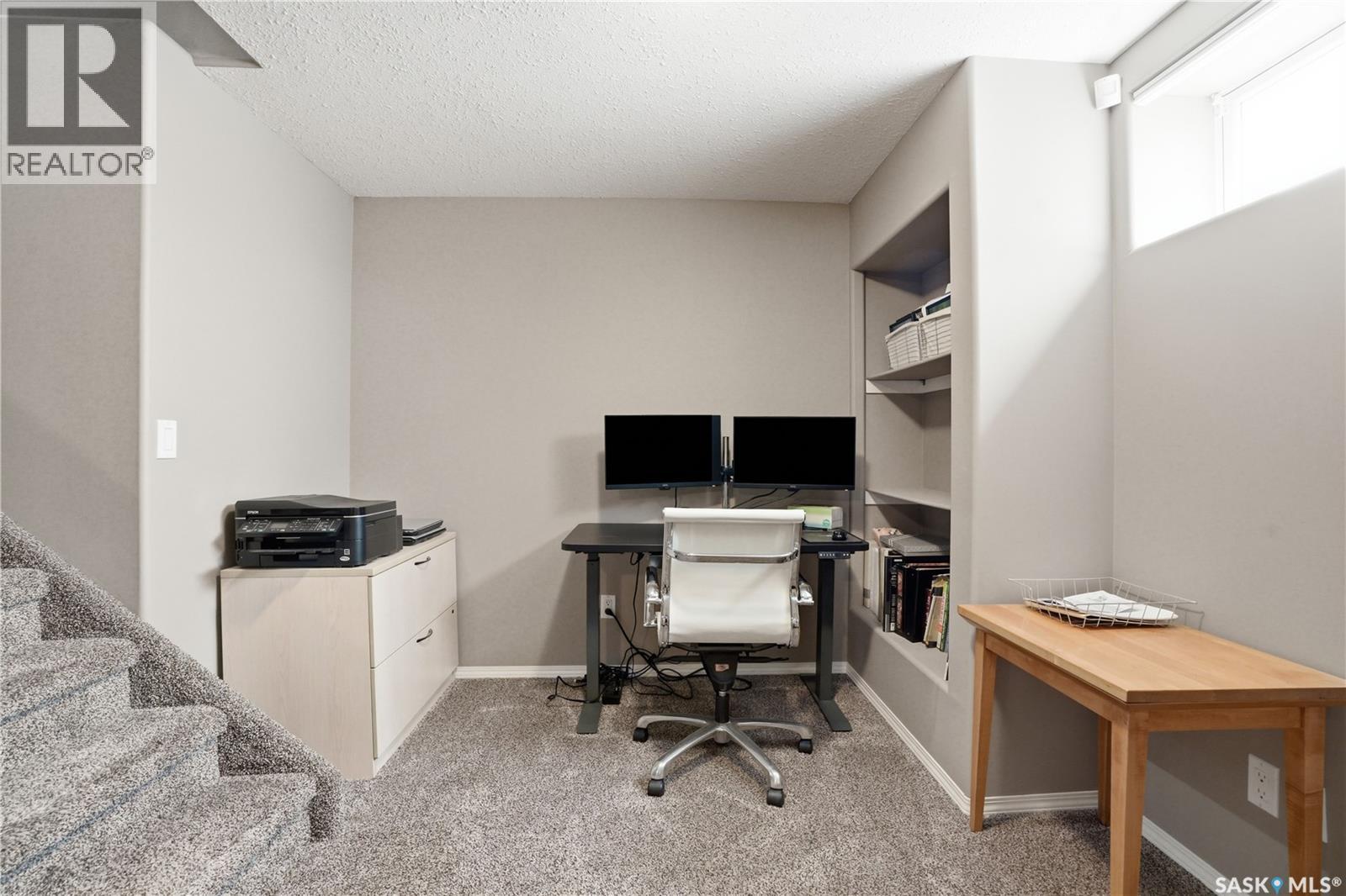 210 Fairbrother Terrace, Saskatoon, Saskatchewan  S7S 1H9 - Photo 36 - SK043710