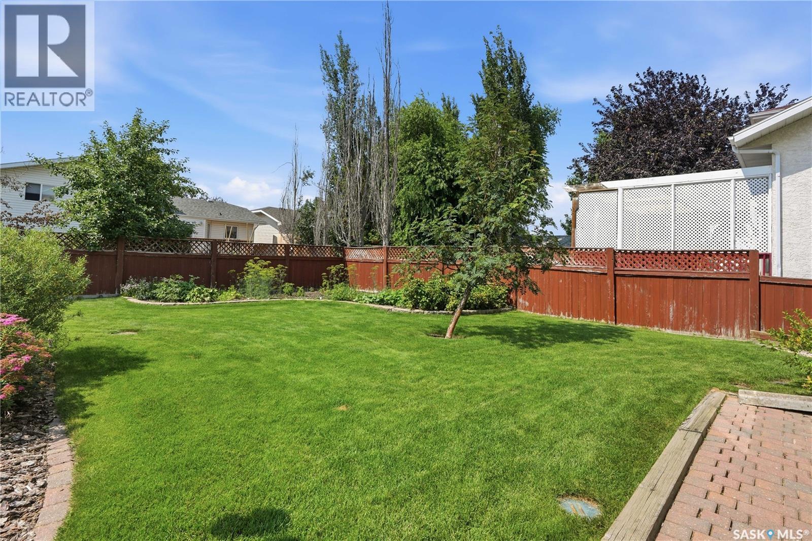 210 Fairbrother Terrace, Saskatoon, Saskatchewan  S7S 1H9 - Photo 43 - SK043710