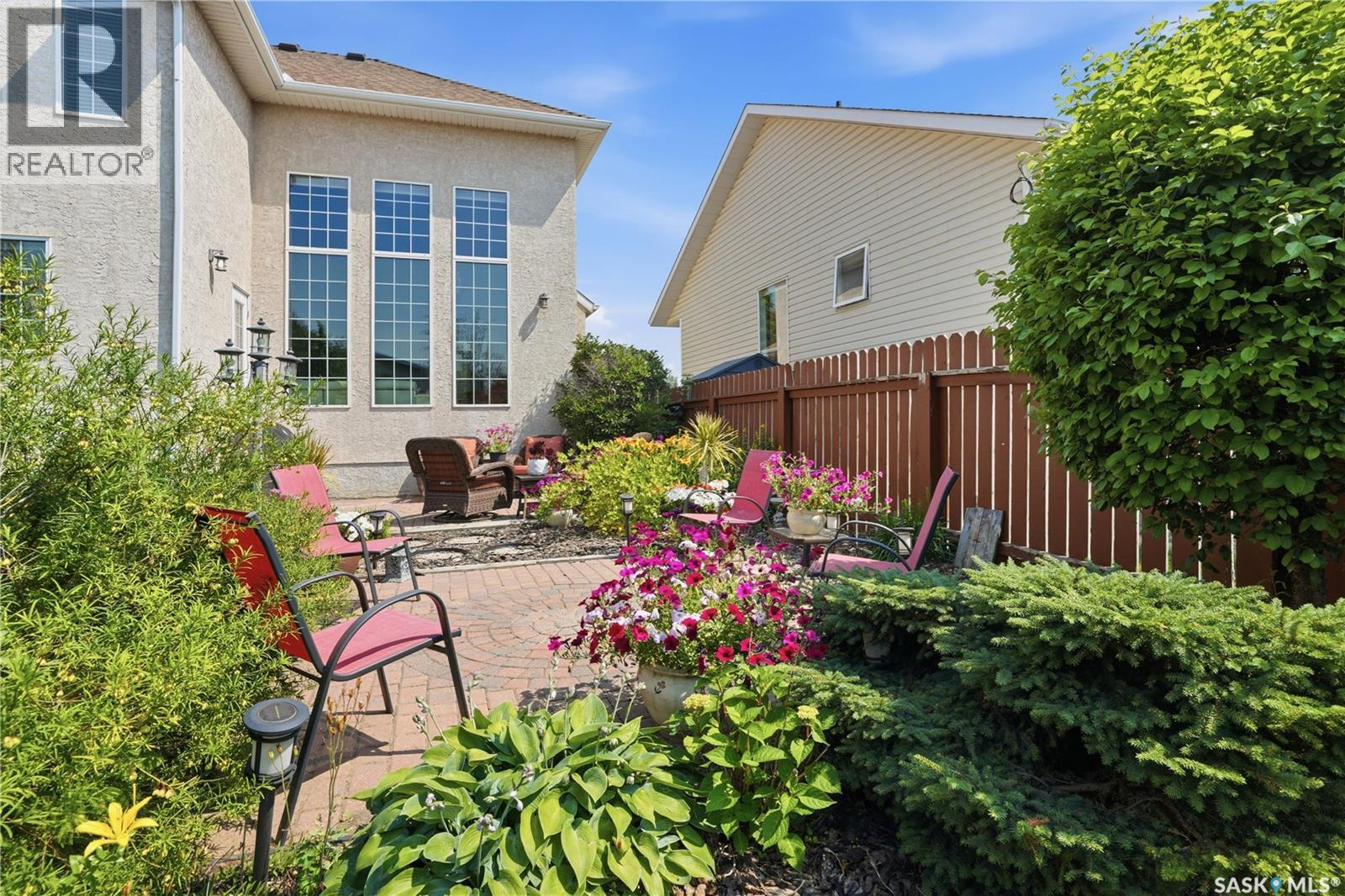 210 Fairbrother Terrace, Saskatoon, Saskatchewan  S7S 1H9 - Photo 49 - SK043710