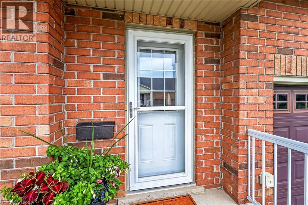 54 Garden Avenue Unit# 11, Brantford, Ontario  N3S 0A1 - Photo 3 - 40849798