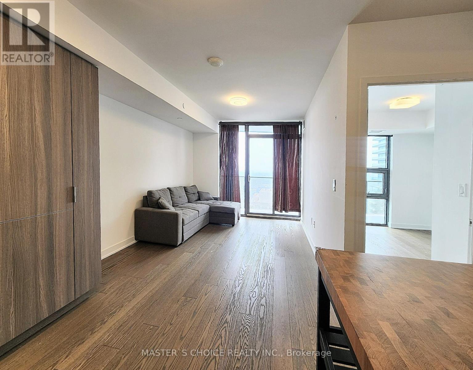 3407 - 11 Wellesley Street W, Toronto, Ontario  M4Y 0G4 - Photo 2 - C13574988