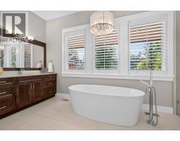 438 Farris Road, Kelowna, British Columbia  V1W 1M9 - Photo 27 - 10395926