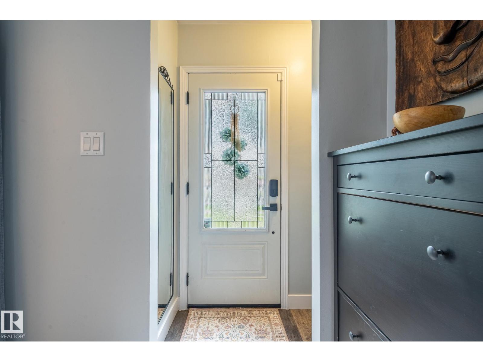 13007 124 Av Nw, Edmonton, Alberta  T5L 2Z7 - Photo 3 - E4496155