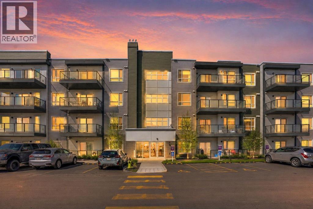 1102, 33 Carringham Gate NW, Calgary, Alberta