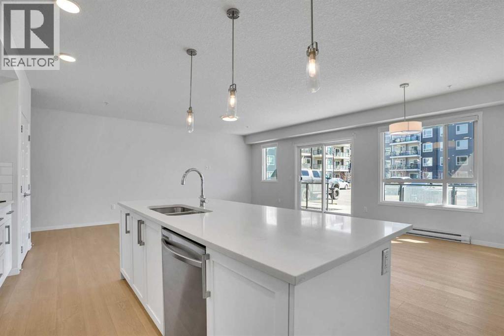 1102, 33 Carringham Gate NW, Calgary, Alberta  t3p 2h6 - Photo 8 - A2306919