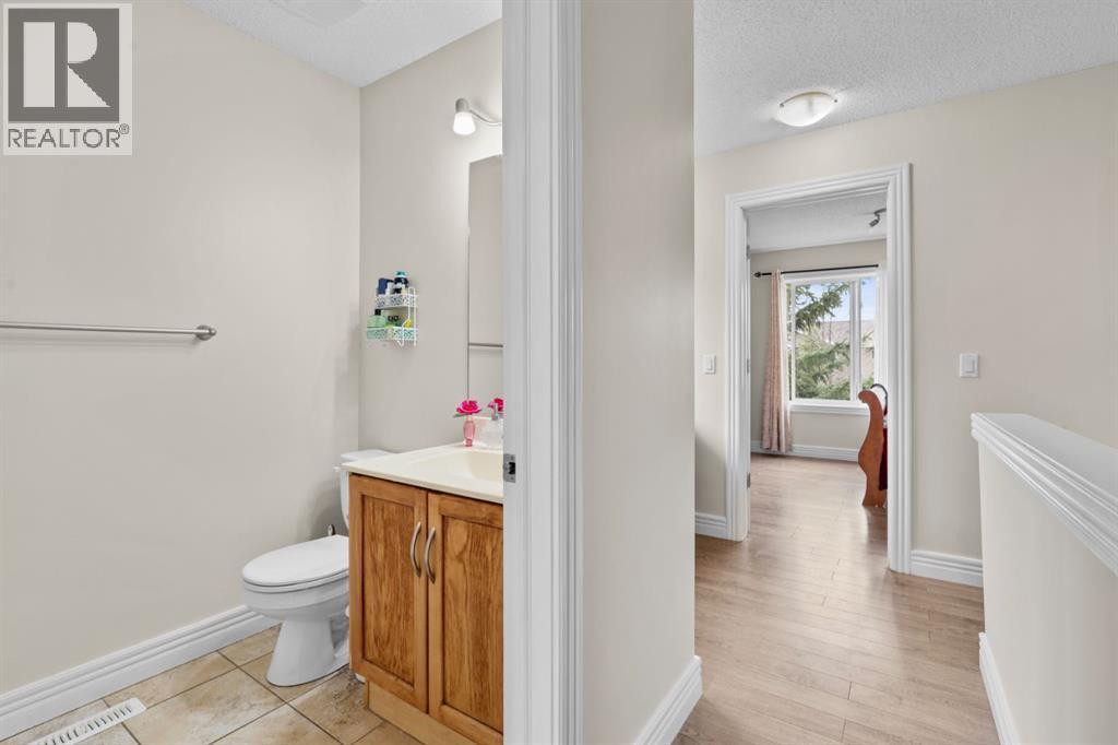 27 Bridleridge View Sw, Calgary, Alberta T2Y 0A7 - Photo 26 - A2310777