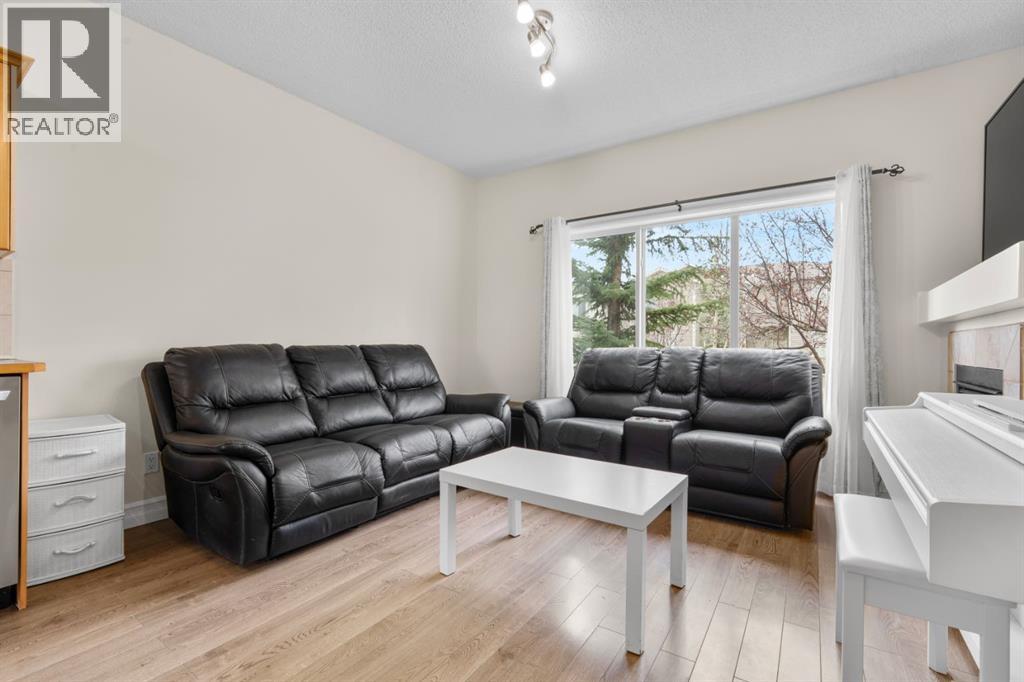 27 Bridleridge View Sw, Calgary, Alberta T2Y 0A7 - Photo 8 - A2310777