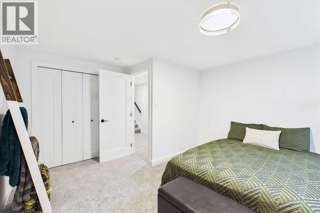 920 Cantabrian Drive Sw, Calgary, Alberta  T2W 1L7 - Photo 34 - A2317005