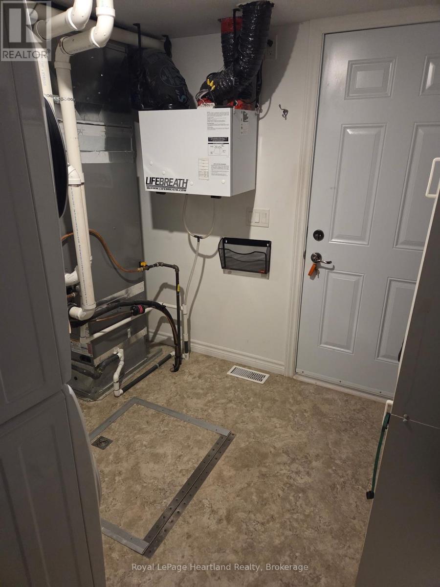 5 Kellestine Drive, Strathroy-Caradoc, Ontario  N6G 0C5 - Photo 15 - X13611718