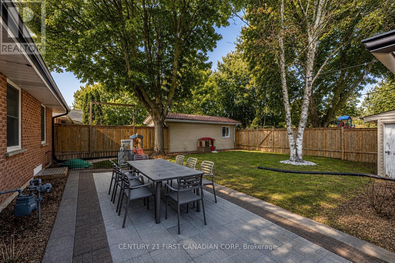 36 Edgewood Drive, Kitchener, Ontario  N2M 2A1 - Photo 25 - X13613010